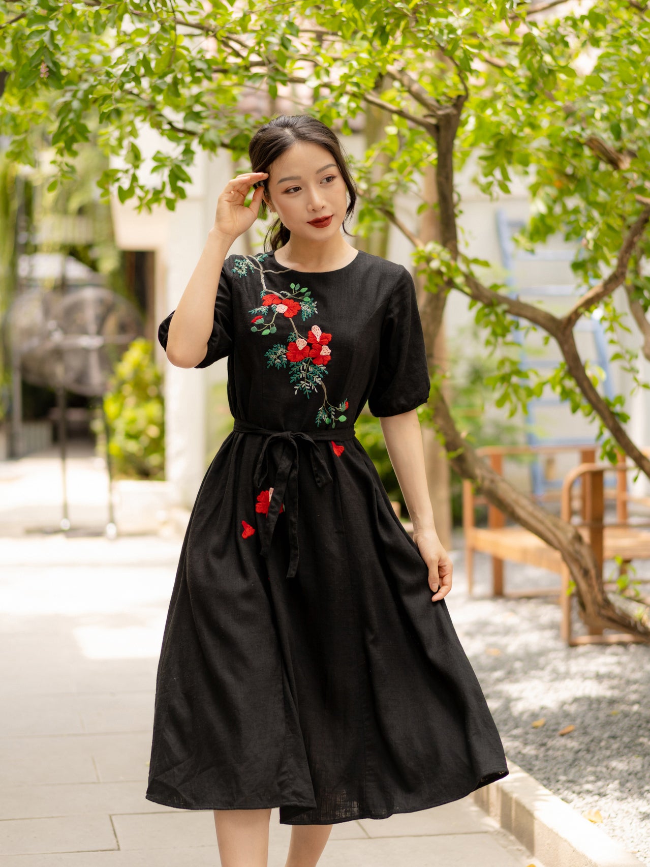 The phoenix flower embroidered linen dresses