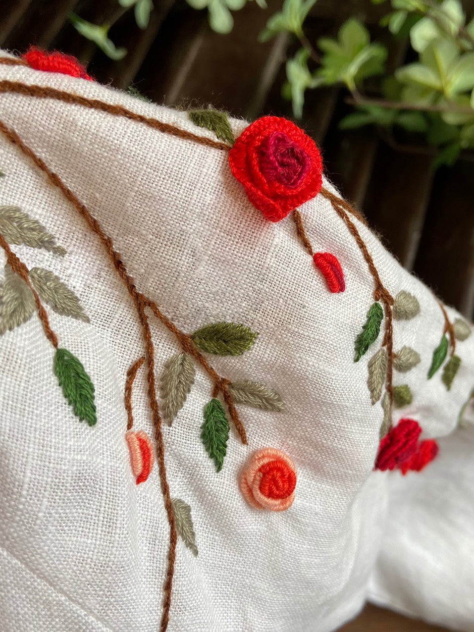 The red rose embroidered linen dresses