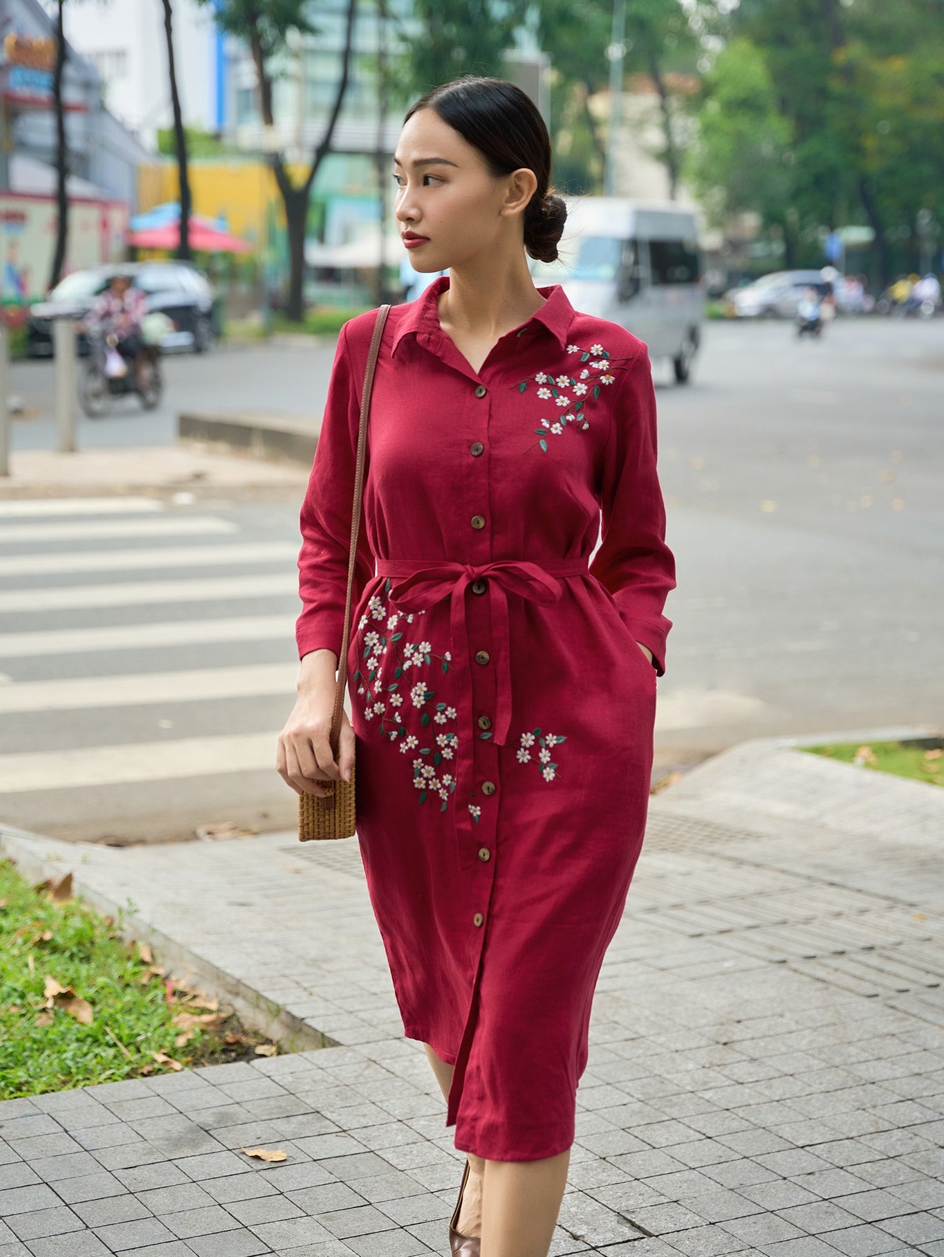 The chrysanthemums flower embroidered linen dresses