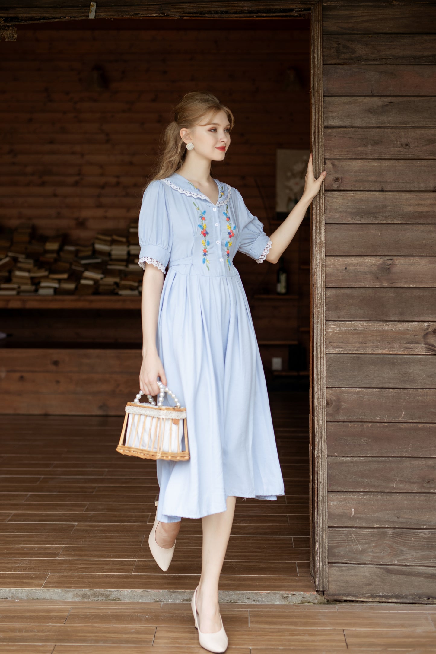 Wildflowers embroidered cotton dress